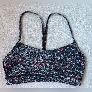 Lululemon Flow Y Nulu Light Support, A-C Cups Water Blossom Sports Bra Size 6